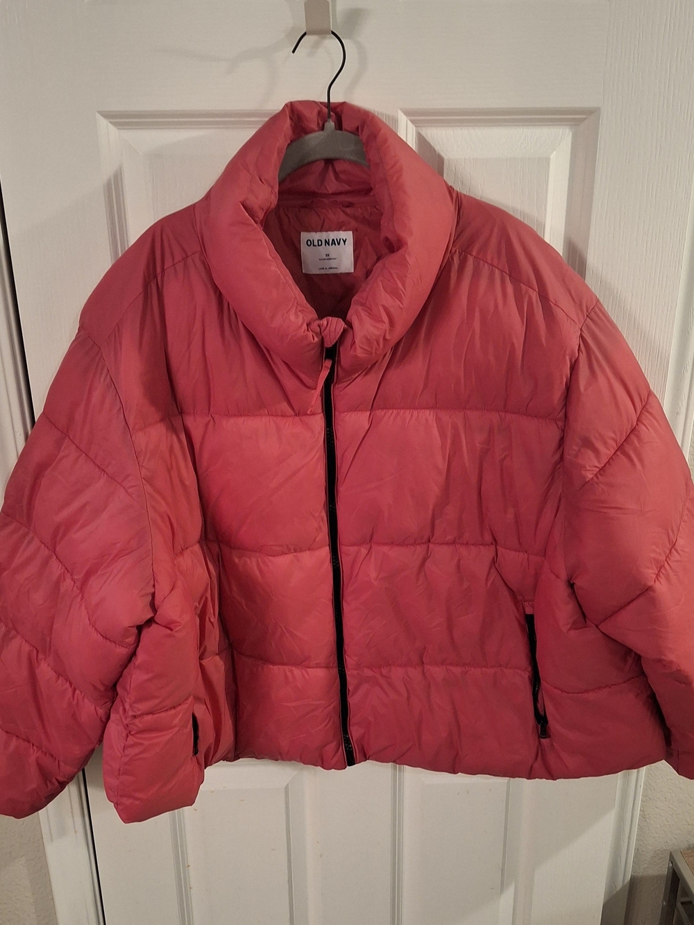 Old Navy Women's Pink Puffer Coat